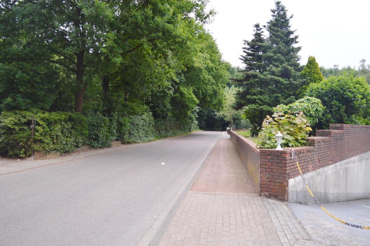 Hotel B8 Voerde Exterior foto